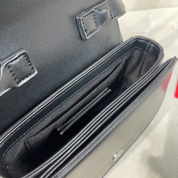 Diesel Black Simple Brand Logo Shoulder Bag - Picture 8 of 9